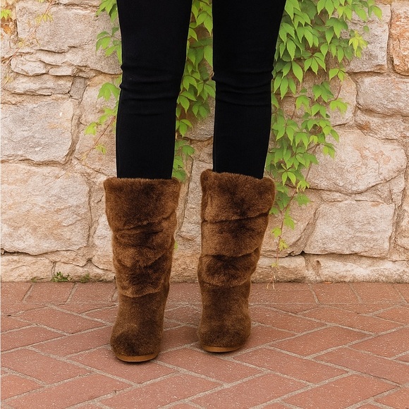 TORY BURCH Cocoa Brown Kiki Shearling Sherpa Boots, 9M - Picture 2 of 13